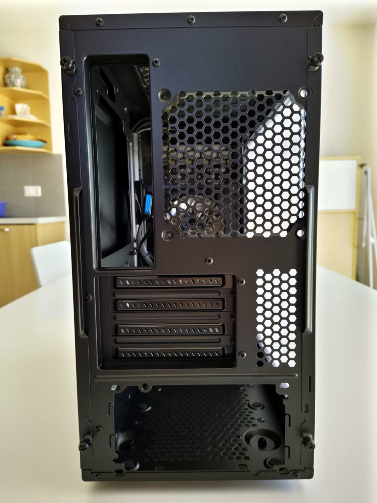 Fractal Focus G mini, de derrière