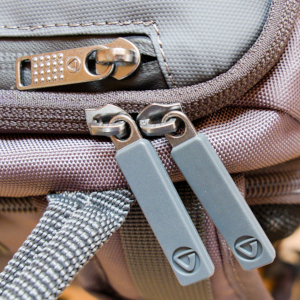 Détail des zips